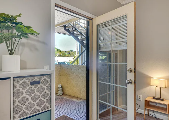Pool & Hot Tub: Updated W/ Workspace * Tucson