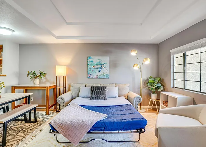 Pool & Hot Tub: Updated W/ Workspace * Tucson
